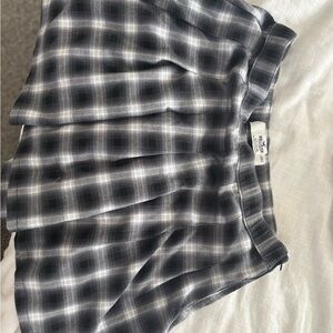 Hollister Black and White ultra high waisted Plaid Skirt